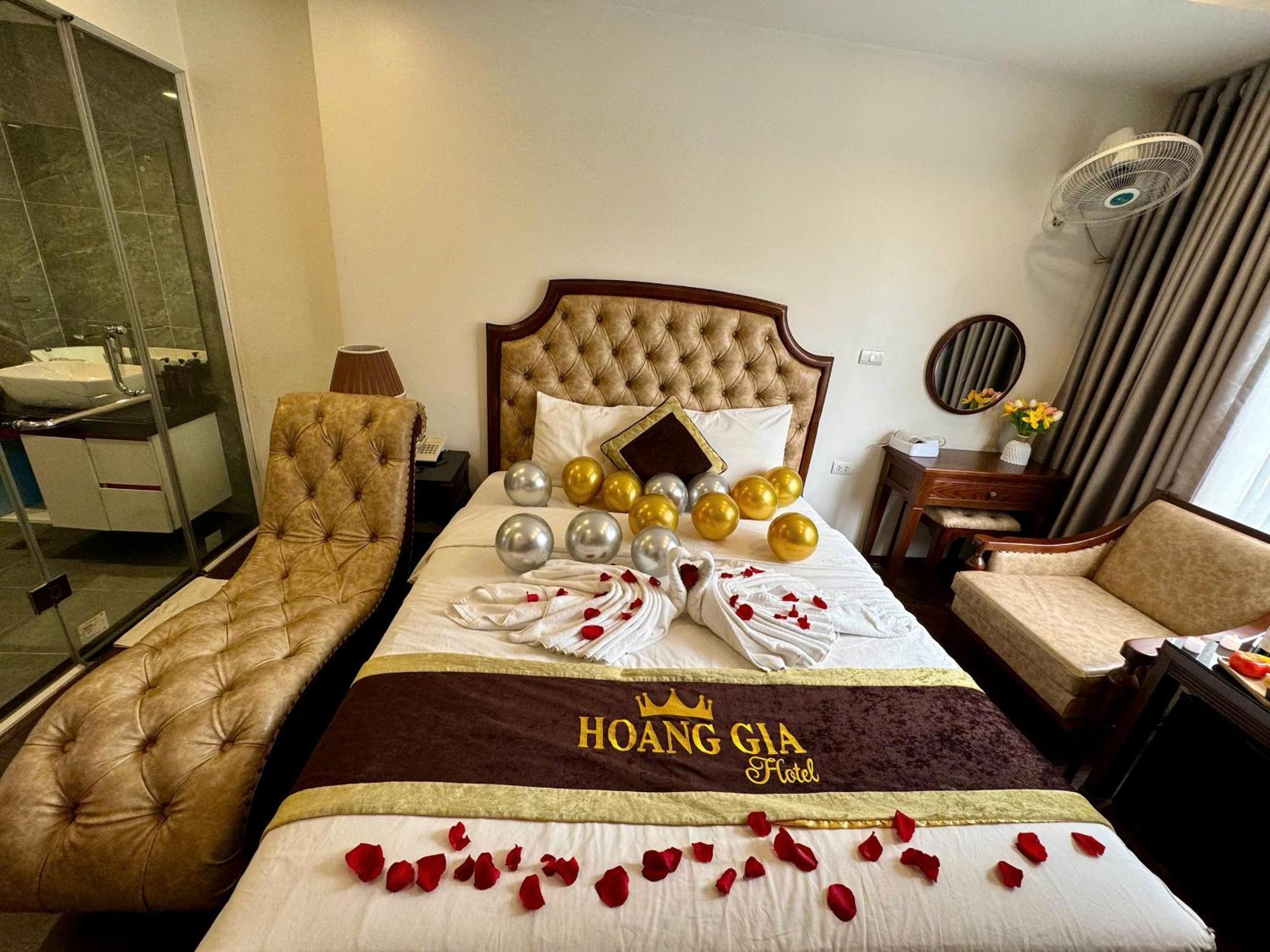 Hoang Gia Hotel Nhan Hoa Hanoi Bagian luar foto