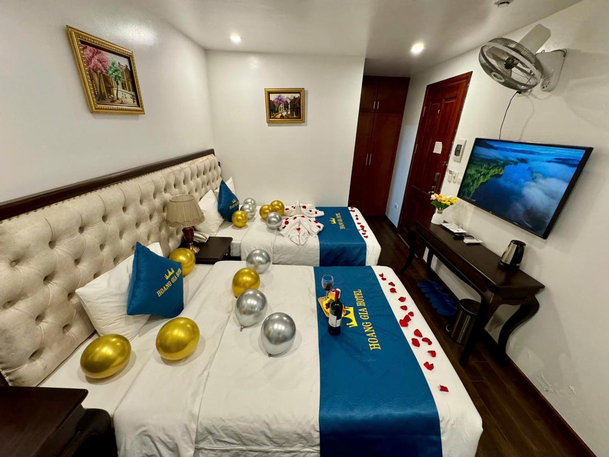 Hoang Gia Hotel Nhan Hoa Hanoi Bagian luar foto