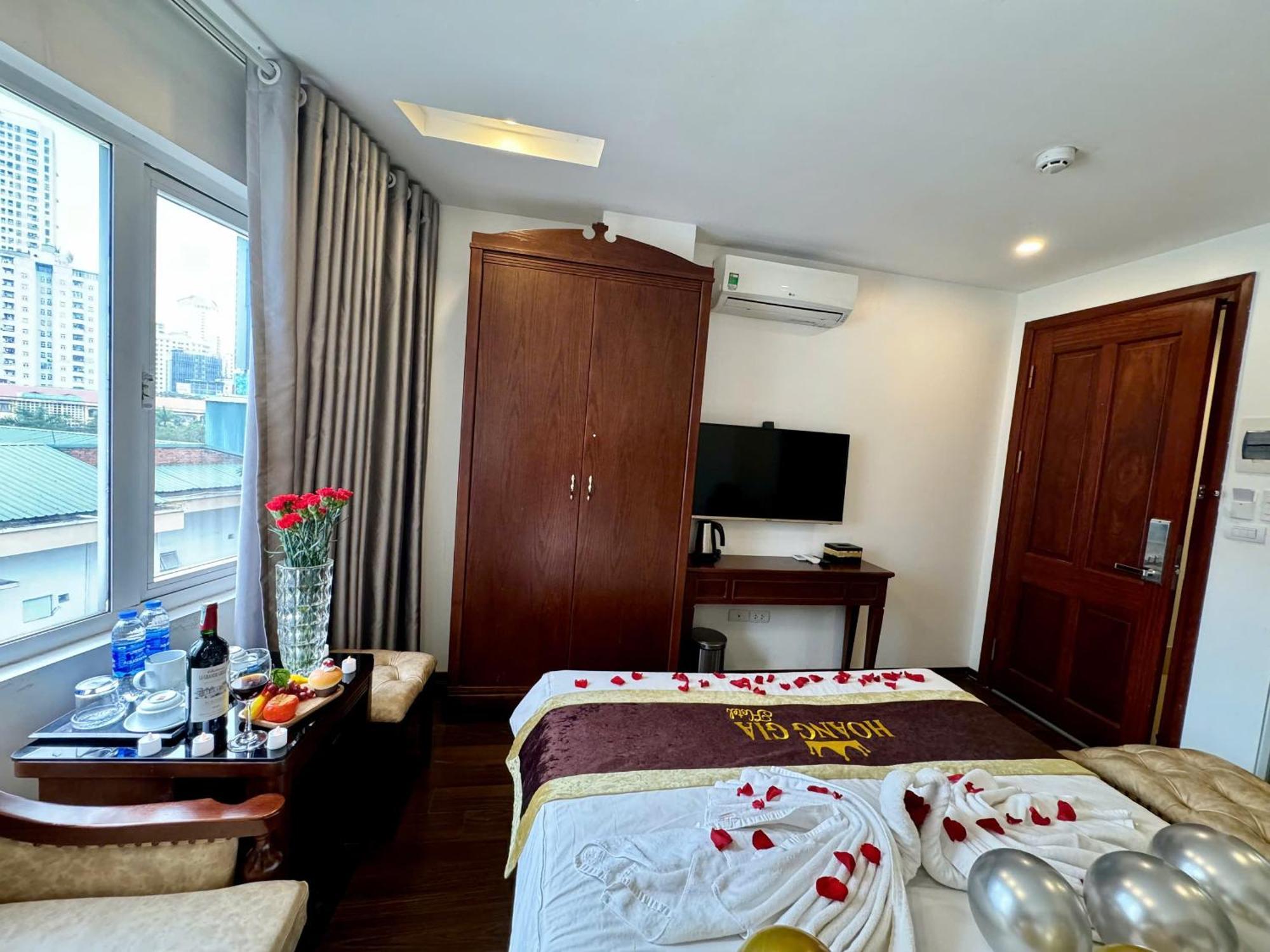 Hoang Gia Hotel Nhan Hoa Hanoi Bagian luar foto