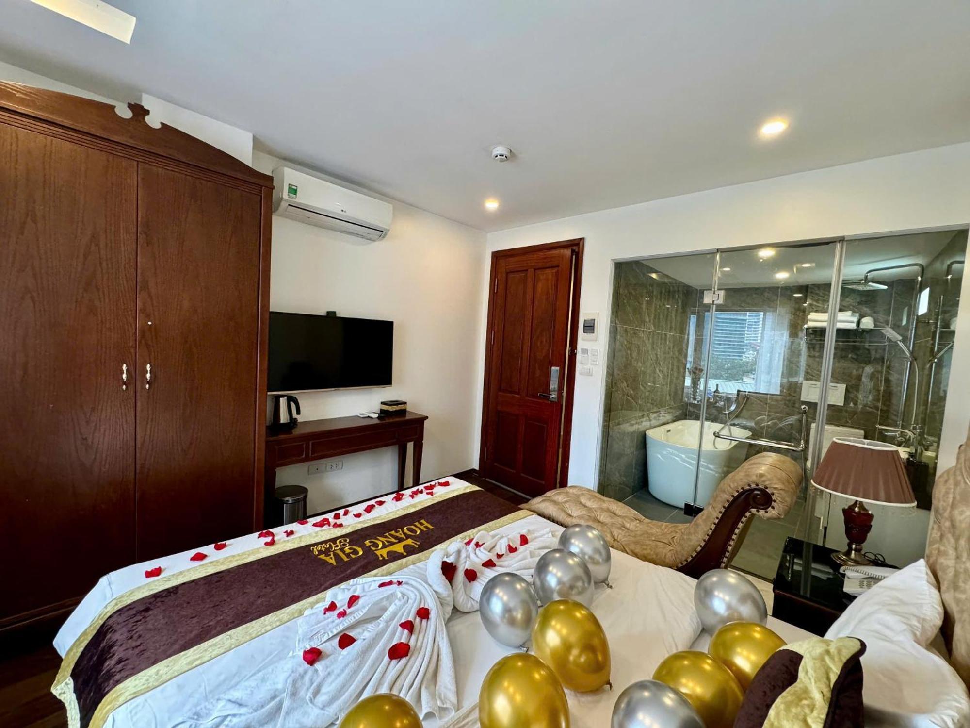 Hoang Gia Hotel Nhan Hoa Hanoi Bagian luar foto