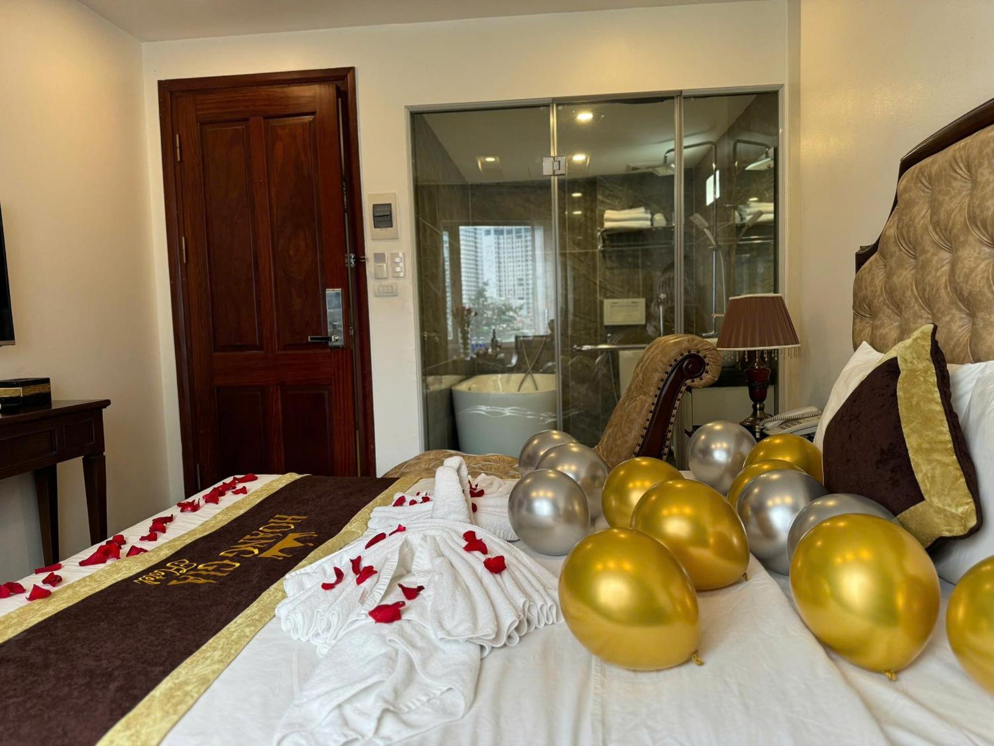 Hoang Gia Hotel Nhan Hoa Hanoi Bagian luar foto