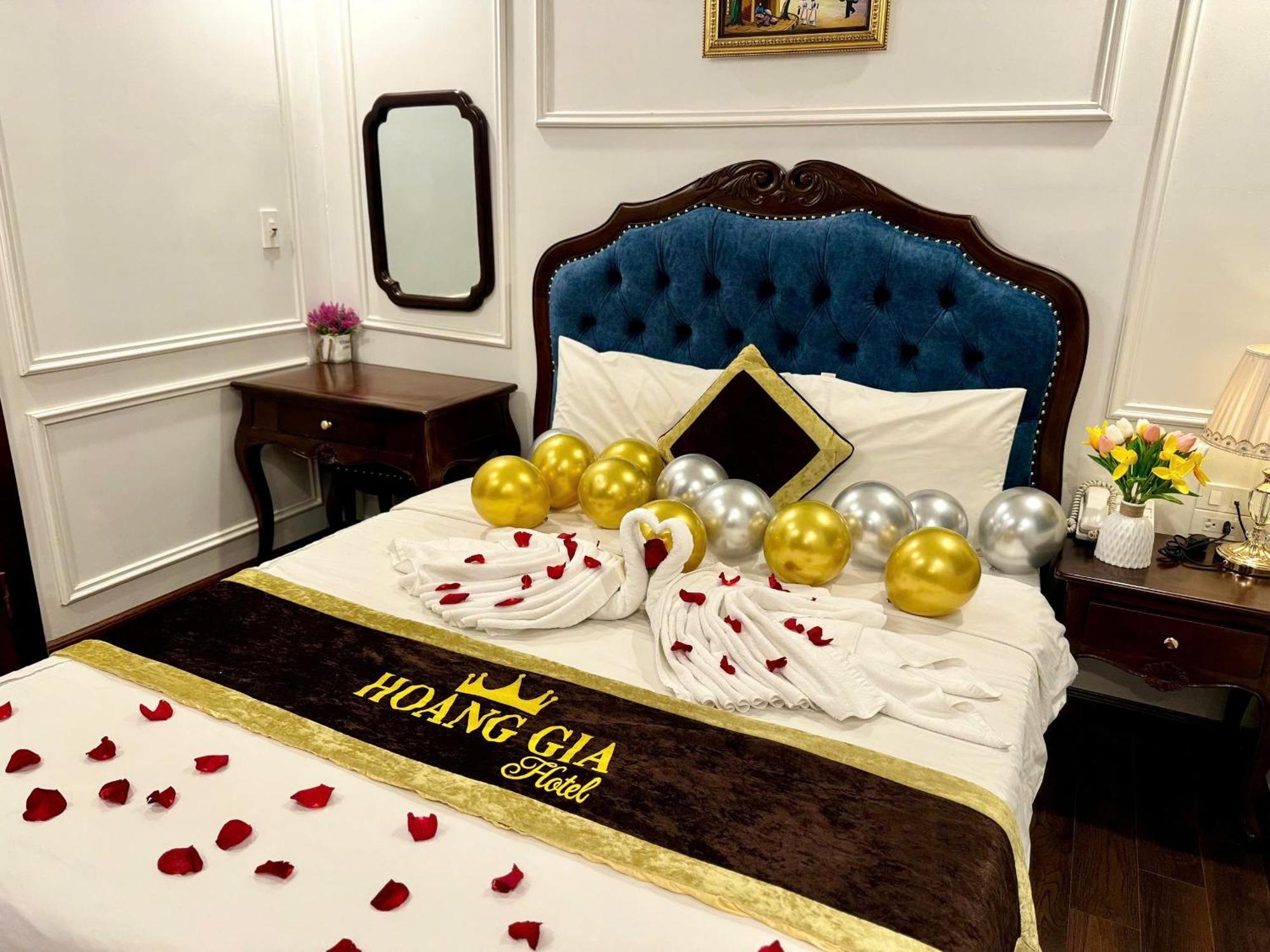 Hoang Gia Hotel Nhan Hoa Hanoi Bagian luar foto