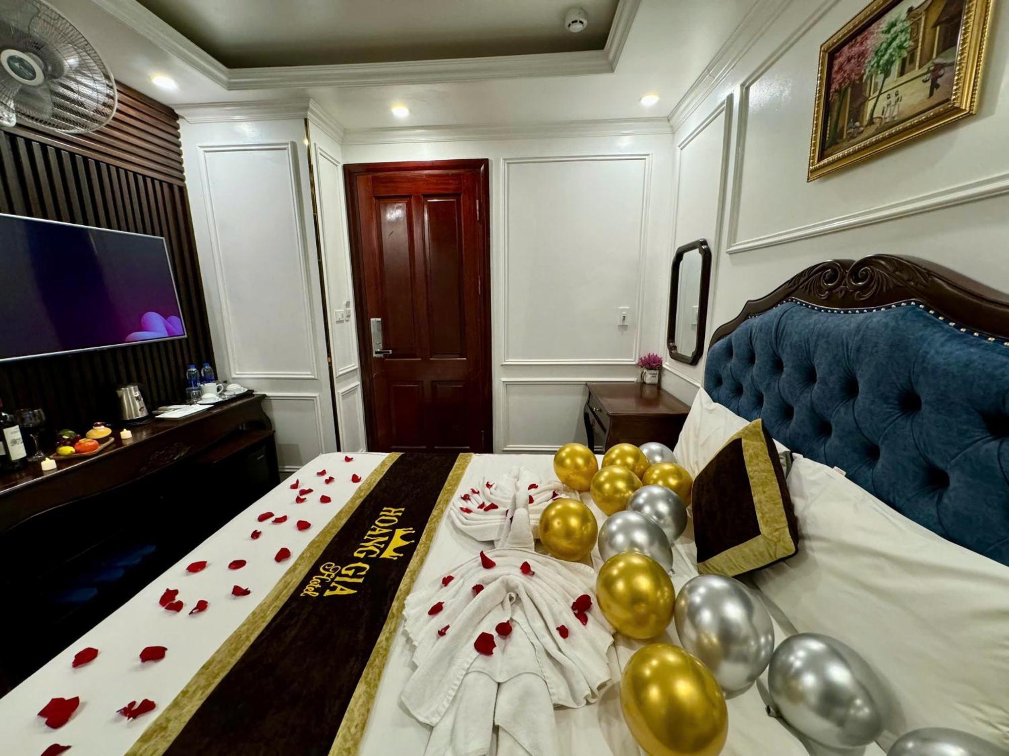 Hoang Gia Hotel Nhan Hoa Hanoi Bagian luar foto