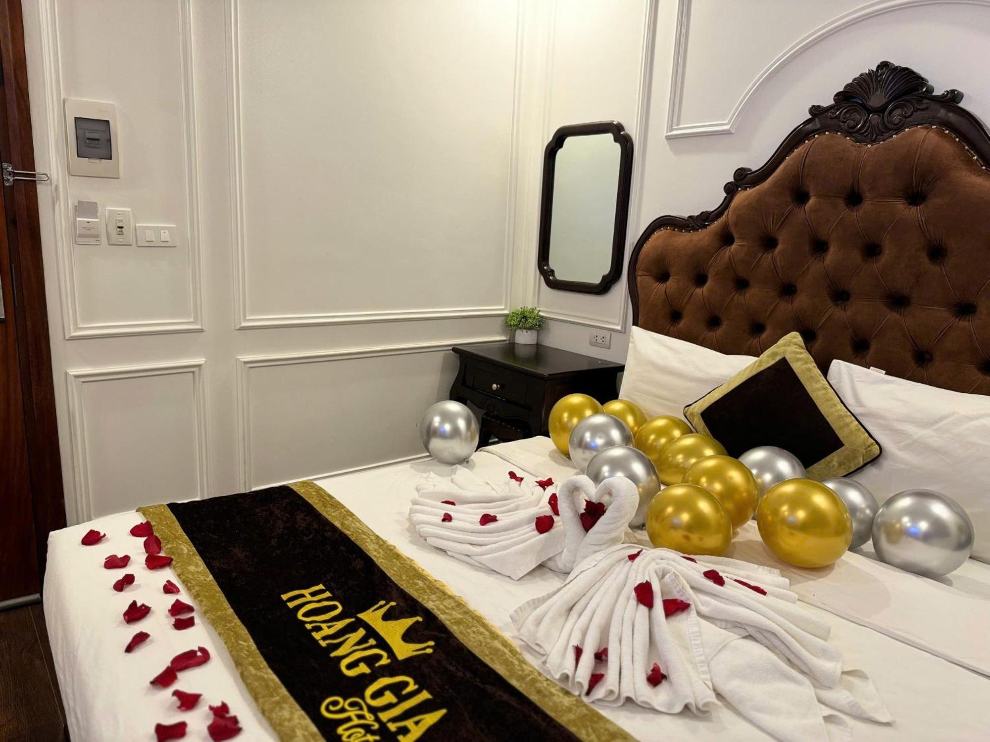 Hoang Gia Hotel Nhan Hoa Hanoi Bagian luar foto