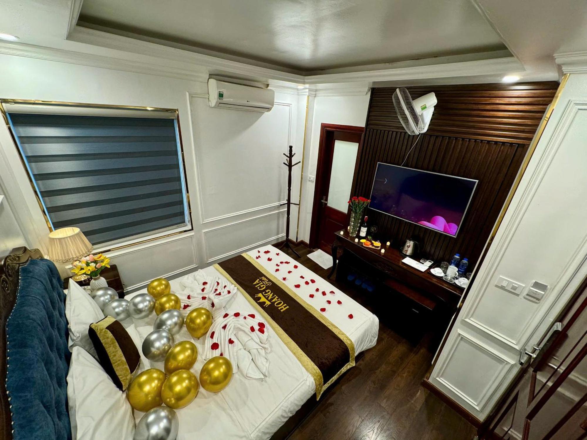Hoang Gia Hotel Nhan Hoa Hanoi Bagian luar foto