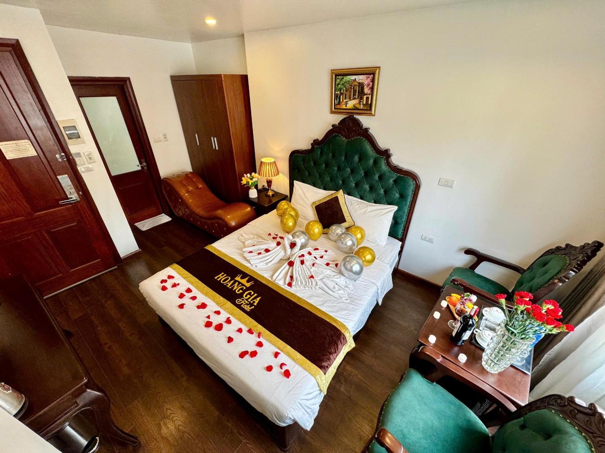 Hoang Gia Hotel Nhan Hoa Hanoi Bagian luar foto