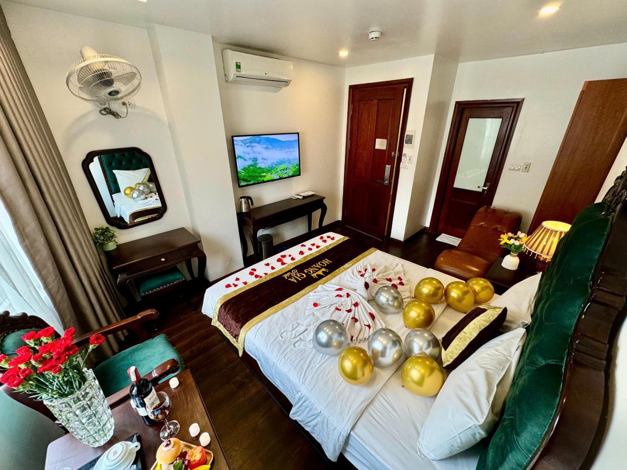Hoang Gia Hotel Nhan Hoa Hanoi Bagian luar foto