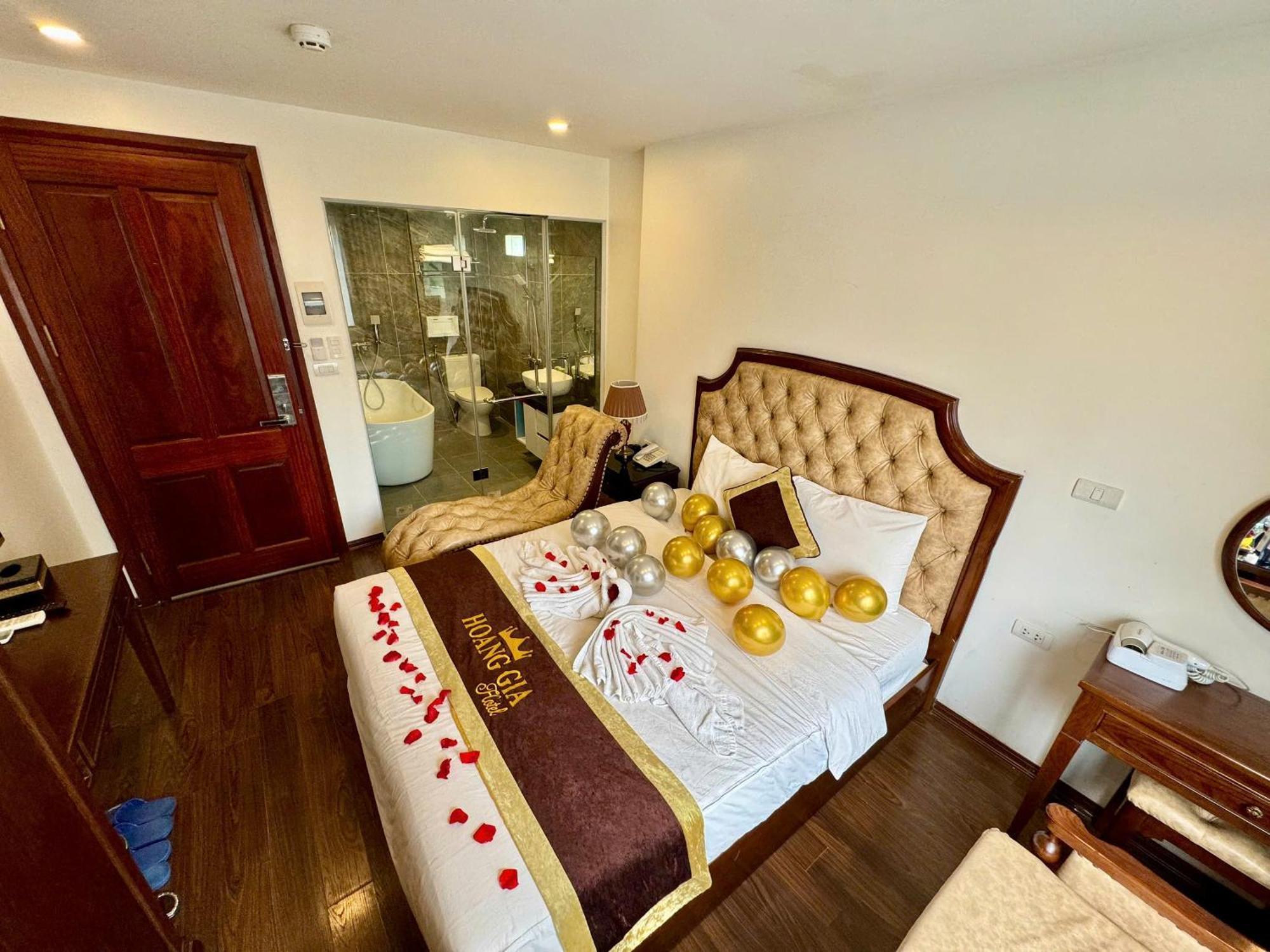 Hoang Gia Hotel Nhan Hoa Hanoi Bagian luar foto