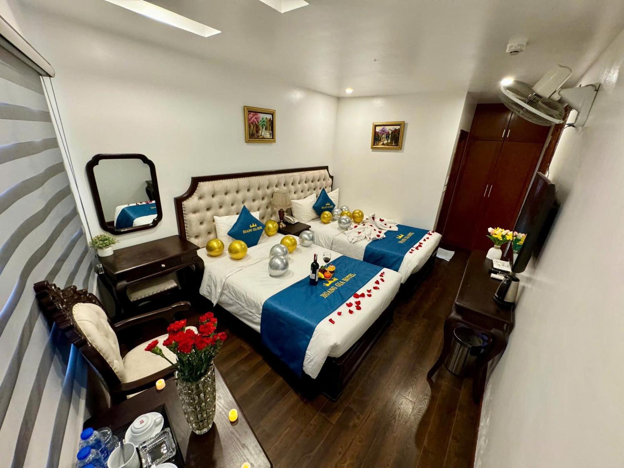 Hoang Gia Hotel Nhan Hoa Hanoi Bagian luar foto