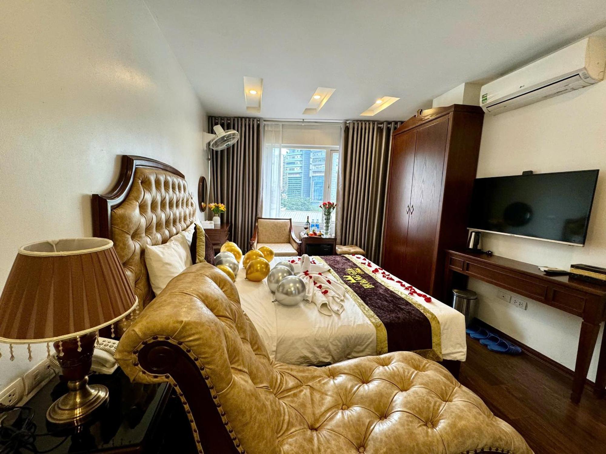 Hoang Gia Hotel Nhan Hoa Hanoi Bagian luar foto