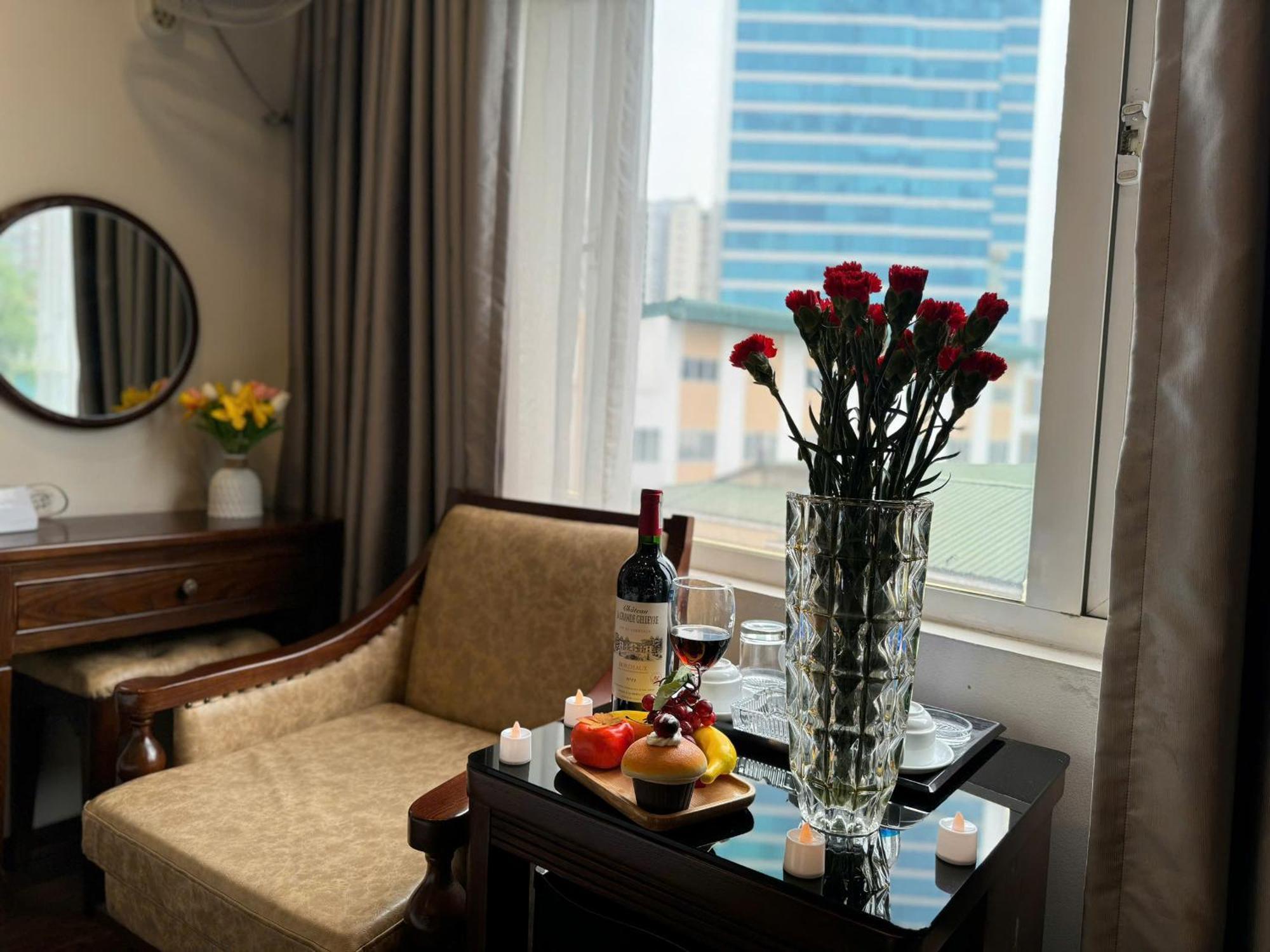 Hoang Gia Hotel Nhan Hoa Hanoi Bagian luar foto